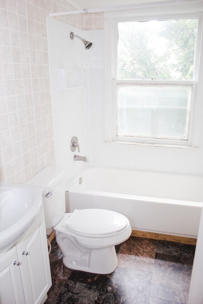 Photo - 617 Evergreen St Unit 617.5 Evergreen St