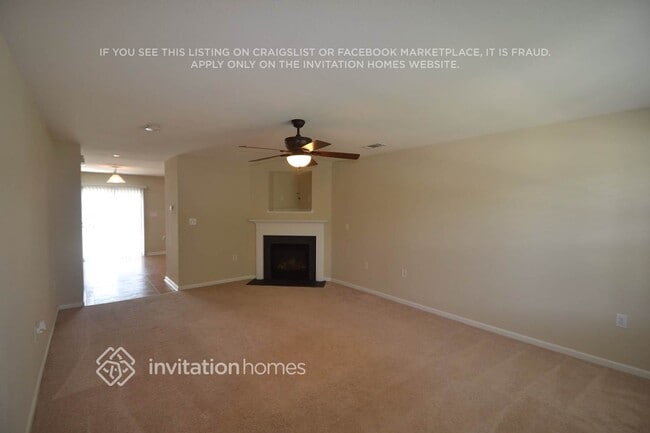 Photo - 3923 Damask Drive