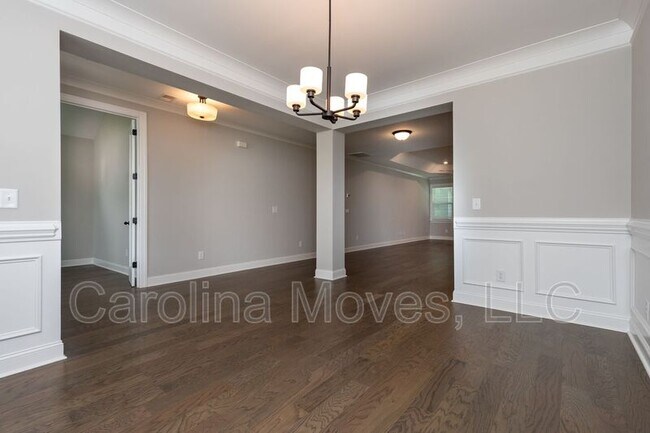 Photo - 212 Deerview Trl