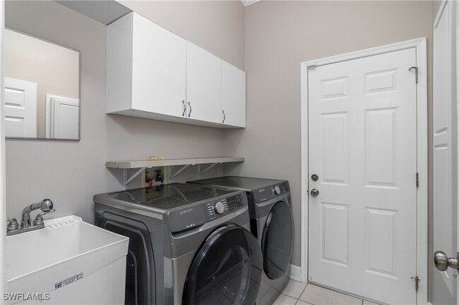 Photo - 4975 Hickory Wood Dr