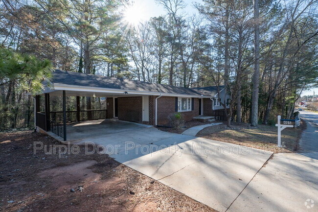 Building Photo - 465 N Hairston Rd Rental
