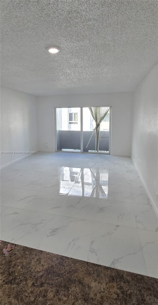 Photo - 11120 SW 196th St Unit 203