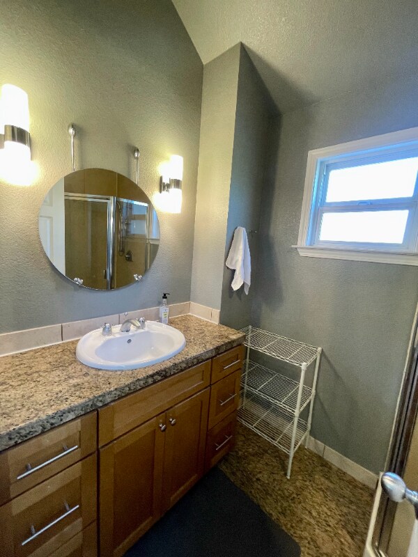 Photo - 170 Bales Dr