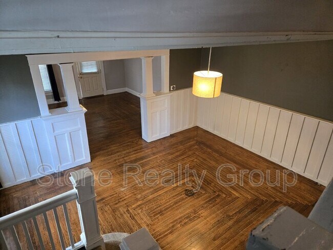 Photo - 2023 S 7th St