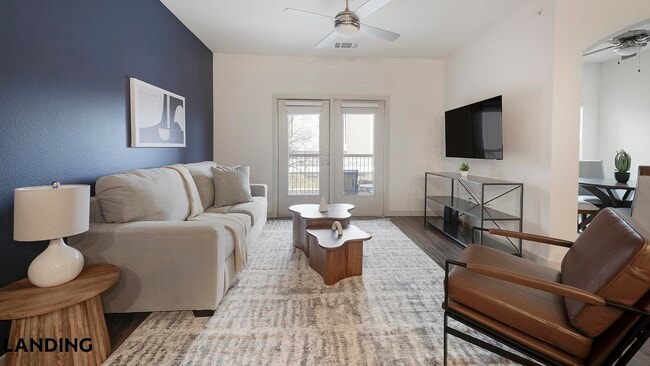 Photo - 2825 Main St Unidad 721