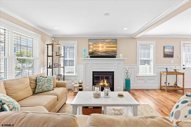 Photo - 122 N Belmont Ave