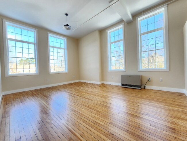 Photo - 21 Jefferson St Unit 1