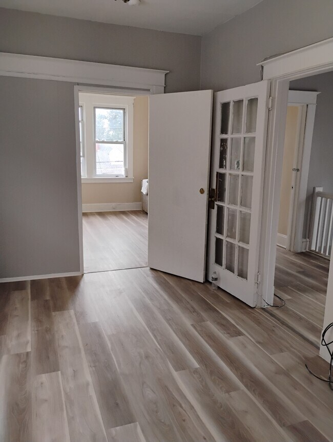 Photo - 376 Livingston Ave