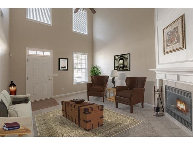 Photo - 393 Grayson Way