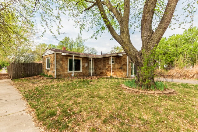 Photo - 2903 W Douglas Ave