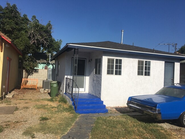 Photo - 225 1/2 N Townsend Ave Unit 1