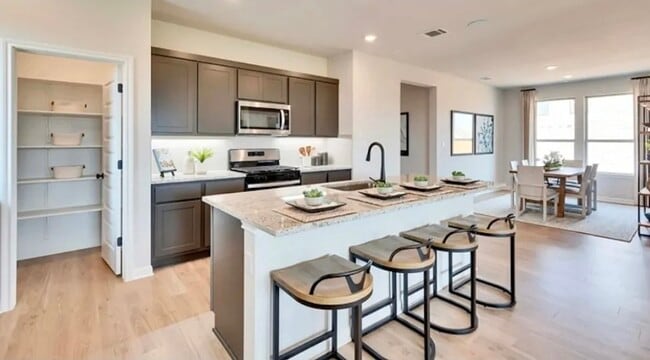 Photo - 221 Line of Fire Way