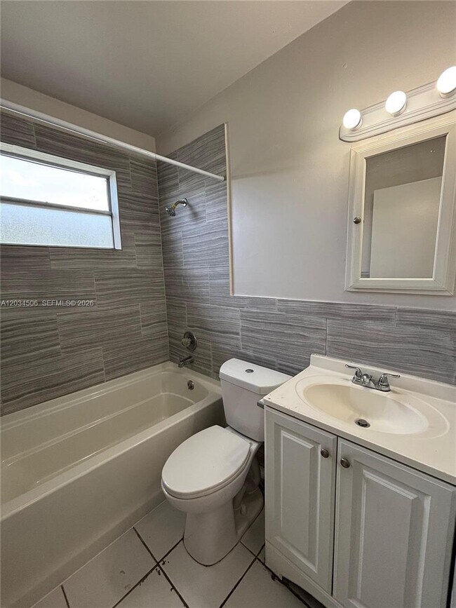 Photo - 14120 NW 24th Ct Unit 303