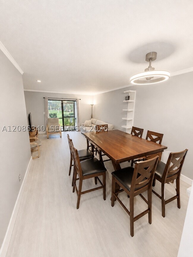 15705 W Waterside Cir Unidad 103