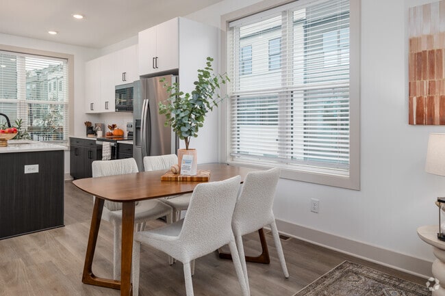 2BR, 2.5BA - 1,070SF - Dining Area