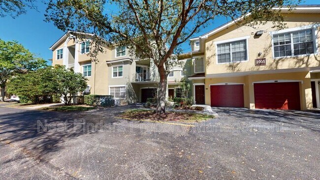 Photo - 2005 Mariposa Vista Ln Unit #207