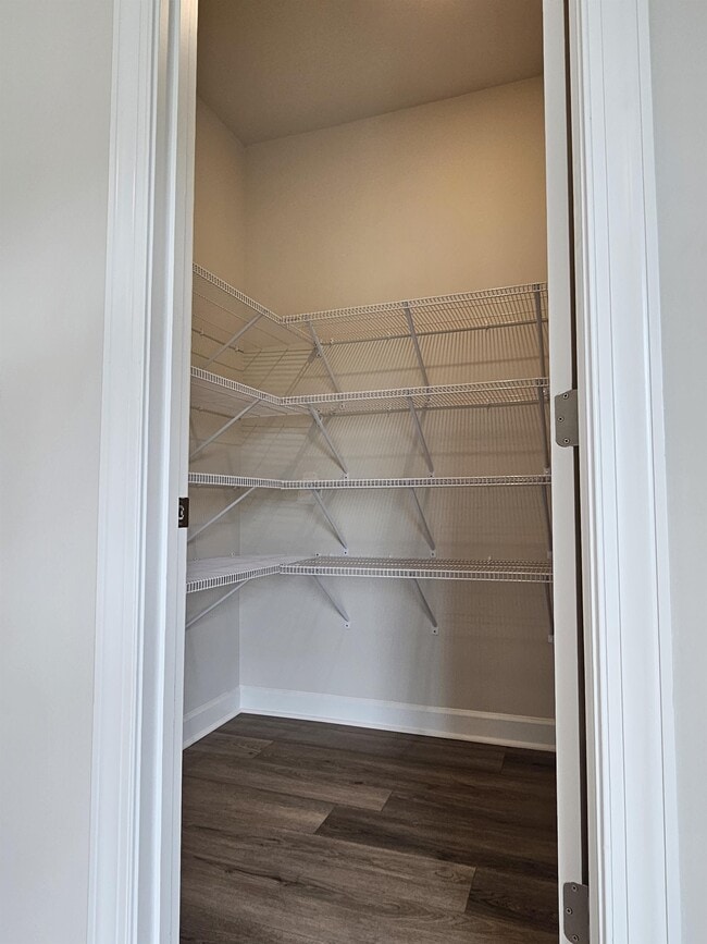 Photo - 140 Lavinia Cir