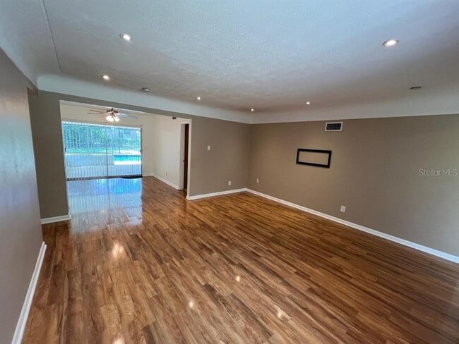 Photo - 12928 N Oregon Ave