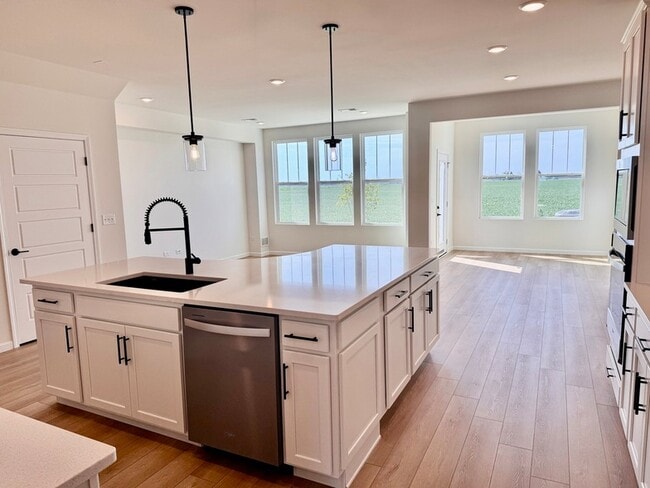 2177 Ryegrass Ln