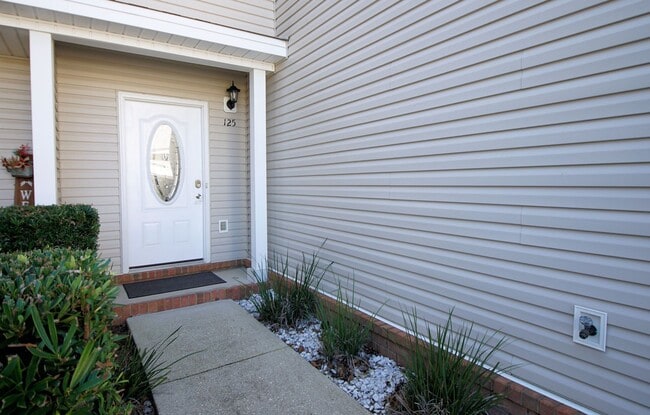 Photo - Central Niceville Location