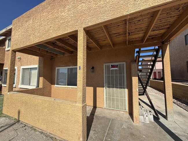 Photo - 6940 Hopkins Dr Unit 1