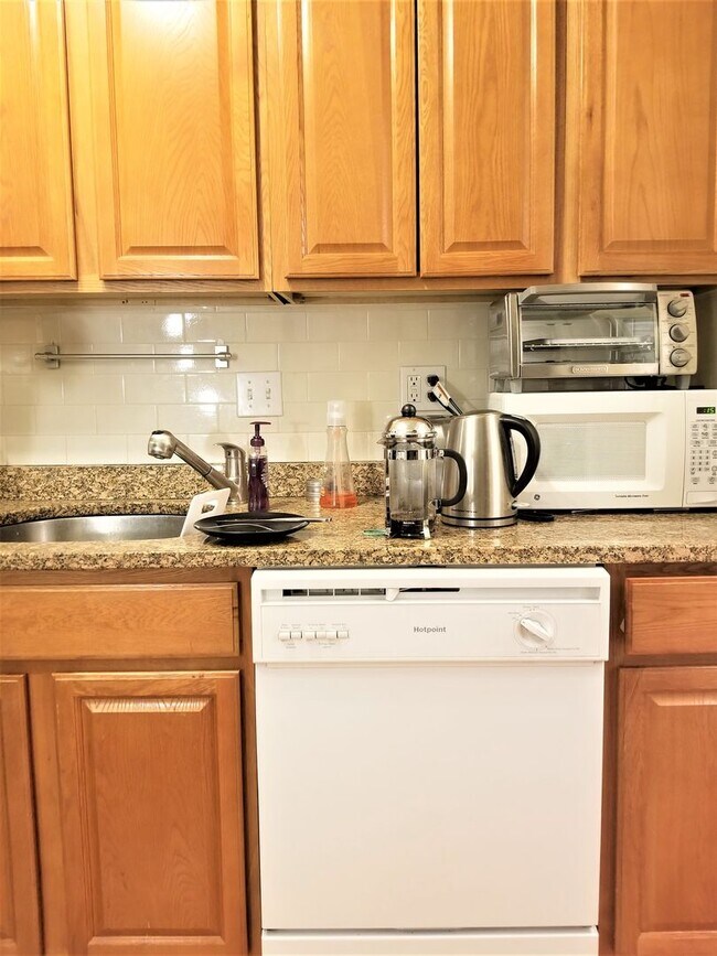 Photo - 2bed / 1bath close to Boston University