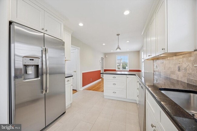 Photo - 116 Walnut Hill Ln