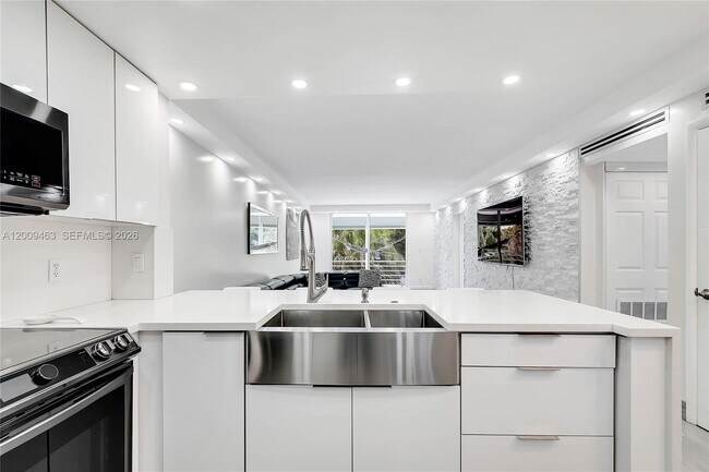 Photo - 5260 NW 11th St Unit 201