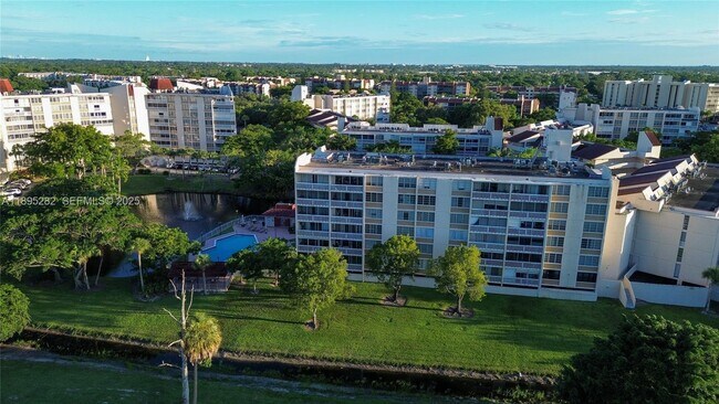 Photo - 7051 Environ Blvd Unit 431