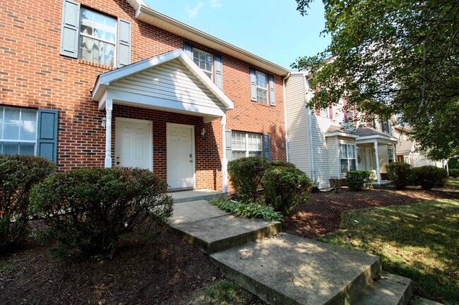 577 Pheasant Run Cir