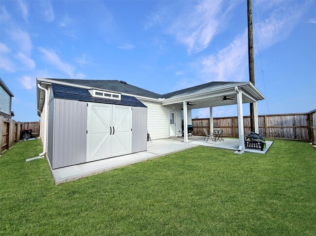 Photo - 17207 Thorwell Ln