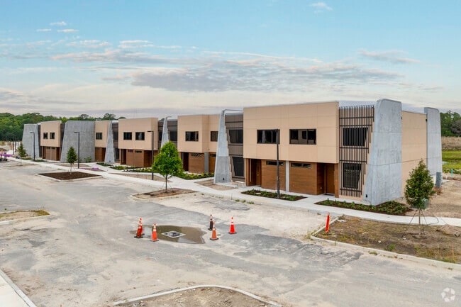 5500 W Irlo Bronson Memorial Hwy Kissimmee, FL 34746 - Magic Village Condominiums