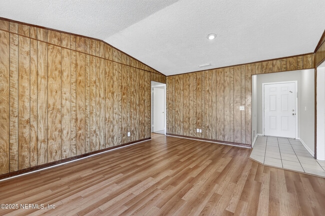 Photo - 551 William Penn St House