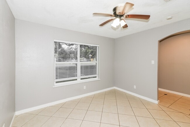 Photo - 1303 W Phillips St