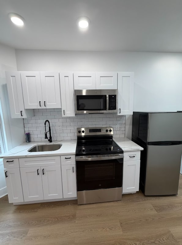 Photo - 5108 Hadfield St