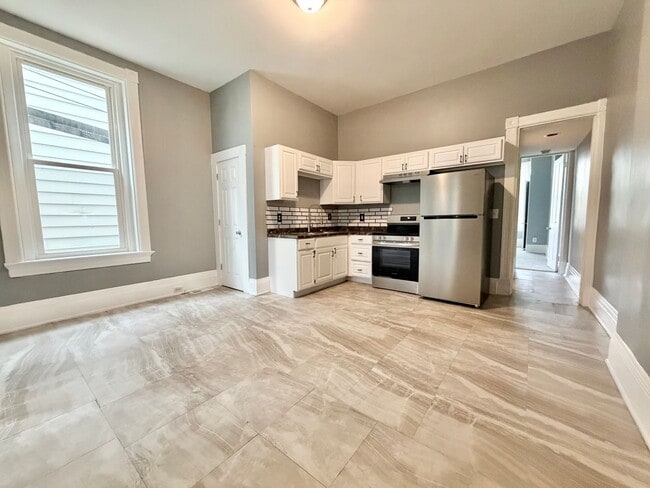 Photo - 447 Warner St Unit 447-1