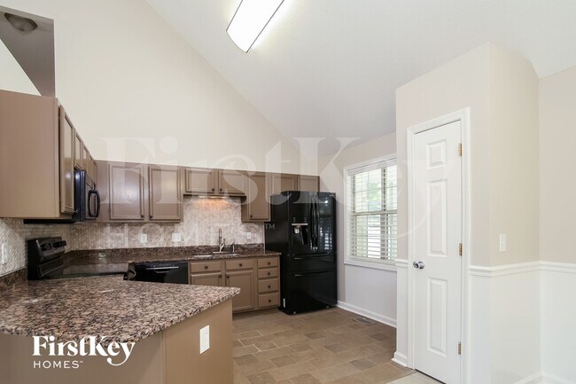 Photo - 21 Bishop Mill Dr NW