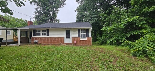 Building Photo - Ranch in Lexington Rental