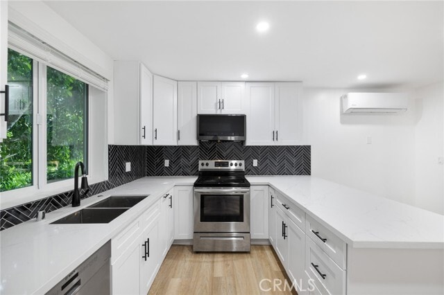 Photo - 17000 Burbank Blvd Unit 101