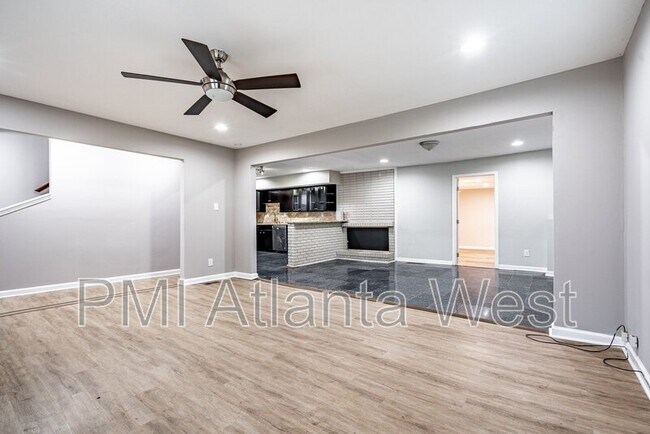 Photo - 2132 Galway Ln