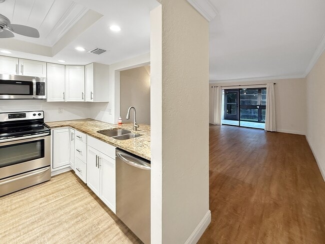 Photo - 6110 Whiskey Creek Dr Unit 204 - 1