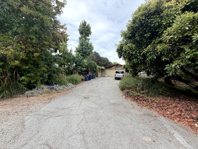 Photo - 1101 Elkhorn Rd