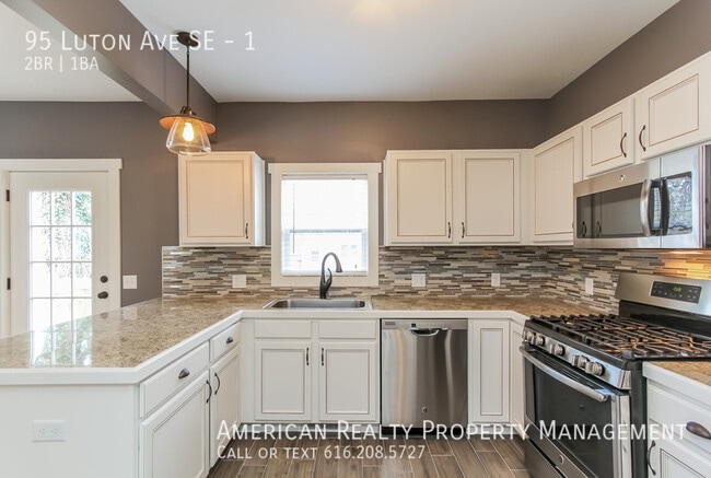 Photo - 95 Luton Ave SE Unit 1