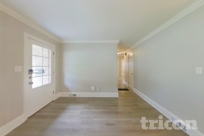 1117 Norland Rd