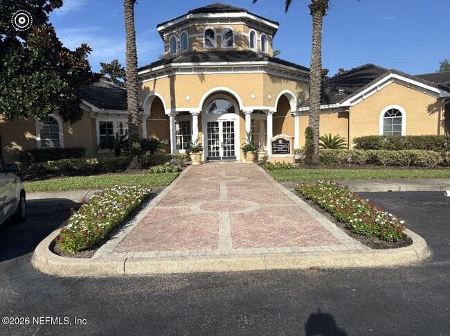 Building Photo - 10075 GATE N Pky Unit 1904