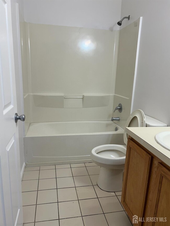 Photo - 114 Remsen Ave