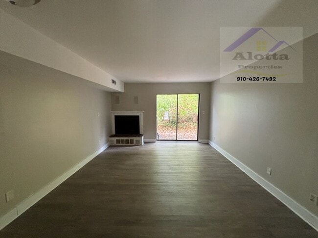 Photo - 306 Wheel Hollow Dr