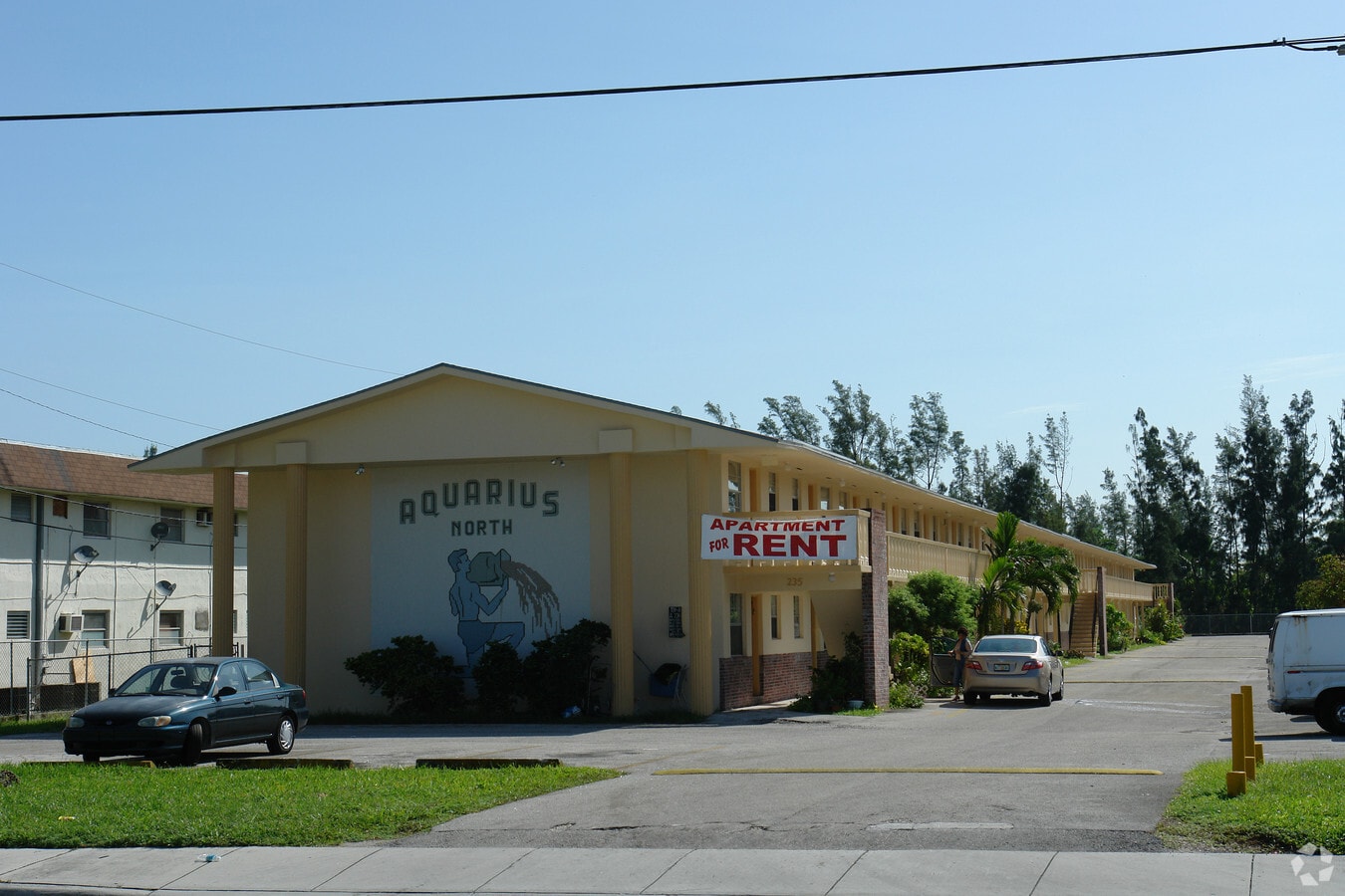 Aquarius North - Aquarius North Apartments