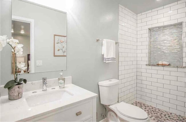 Photo - 9712 Essex Ct