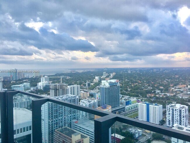 Photo - 88 SW 7th St Unit 3402